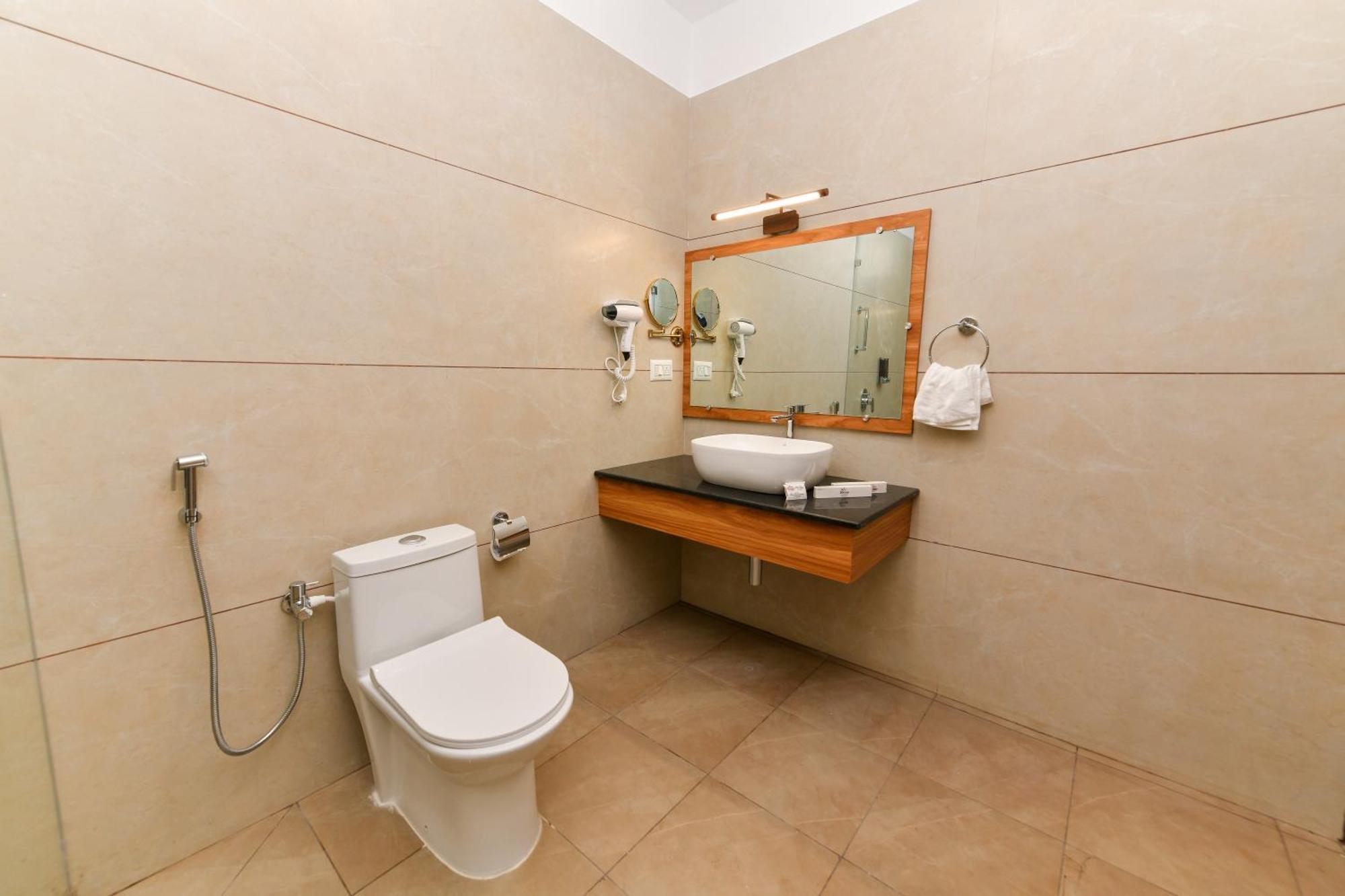 Hotel Shine International Mysore Exteriör bild